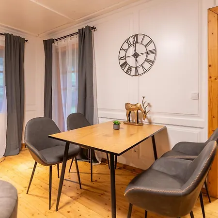 Дом отдыха Schmuckes Geräumiges Haus Mit Garten In Für Bis Zu 8 Gäste Ideal Für Familien Und Gruppen Грац