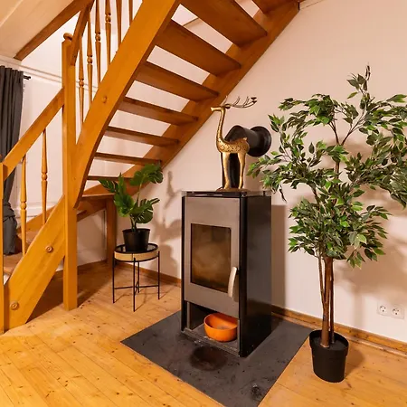 Schmuckes Geräumiges Haus Mit Garten In Für Bis Zu 8 Gäste Ideal Für Familien Und Gruppen Грац