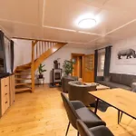 Feriehus Schmuckes Geräumiges Haus Mit Garten In Für Bis Zu 8 Gäste Ideal Für Familien Und Gruppen