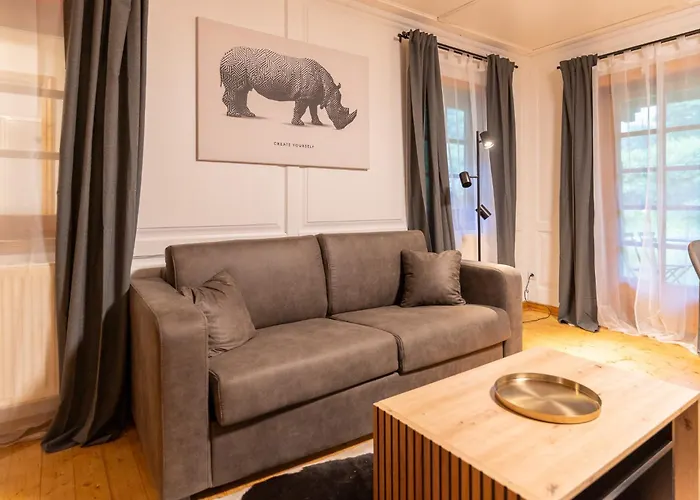 度假居 Schmuckes Geräumiges Haus Mit Garten In Für Bis Zu 8 Gäste Ideal Für Familien Und Gruppen *