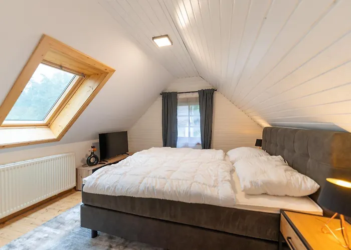 Schmuckes Geräumiges Haus Mit Garten In Für Bis Zu 8 Gäste Ideal Für Familien Und Gruppen 格拉茨