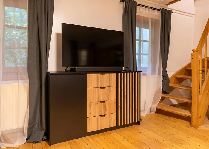 Schmuckes Geräumiges Haus Mit Garten In Für Bis Zu 8 Gäste Ideal Für Familien Und Gruppen * 格拉茨