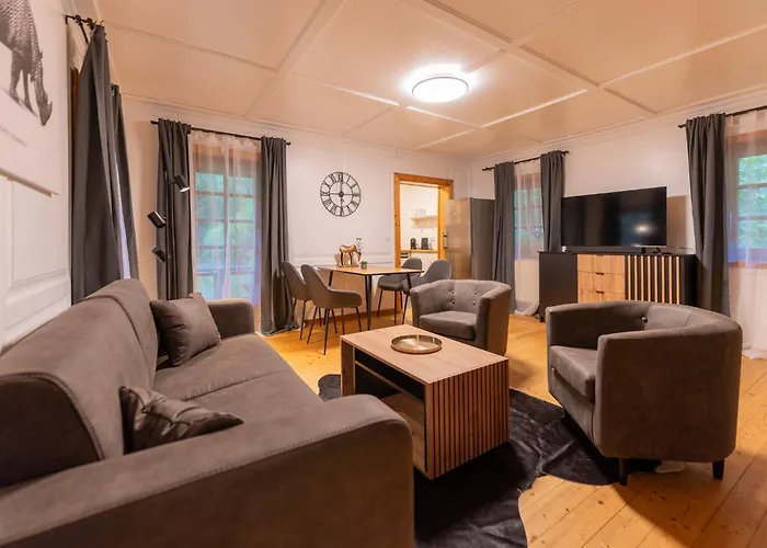 Schmuckes Geräumiges Haus Mit Garten In Für Bis Zu 8 Gäste Ideal Für Familien Und Gruppen * 格拉茨